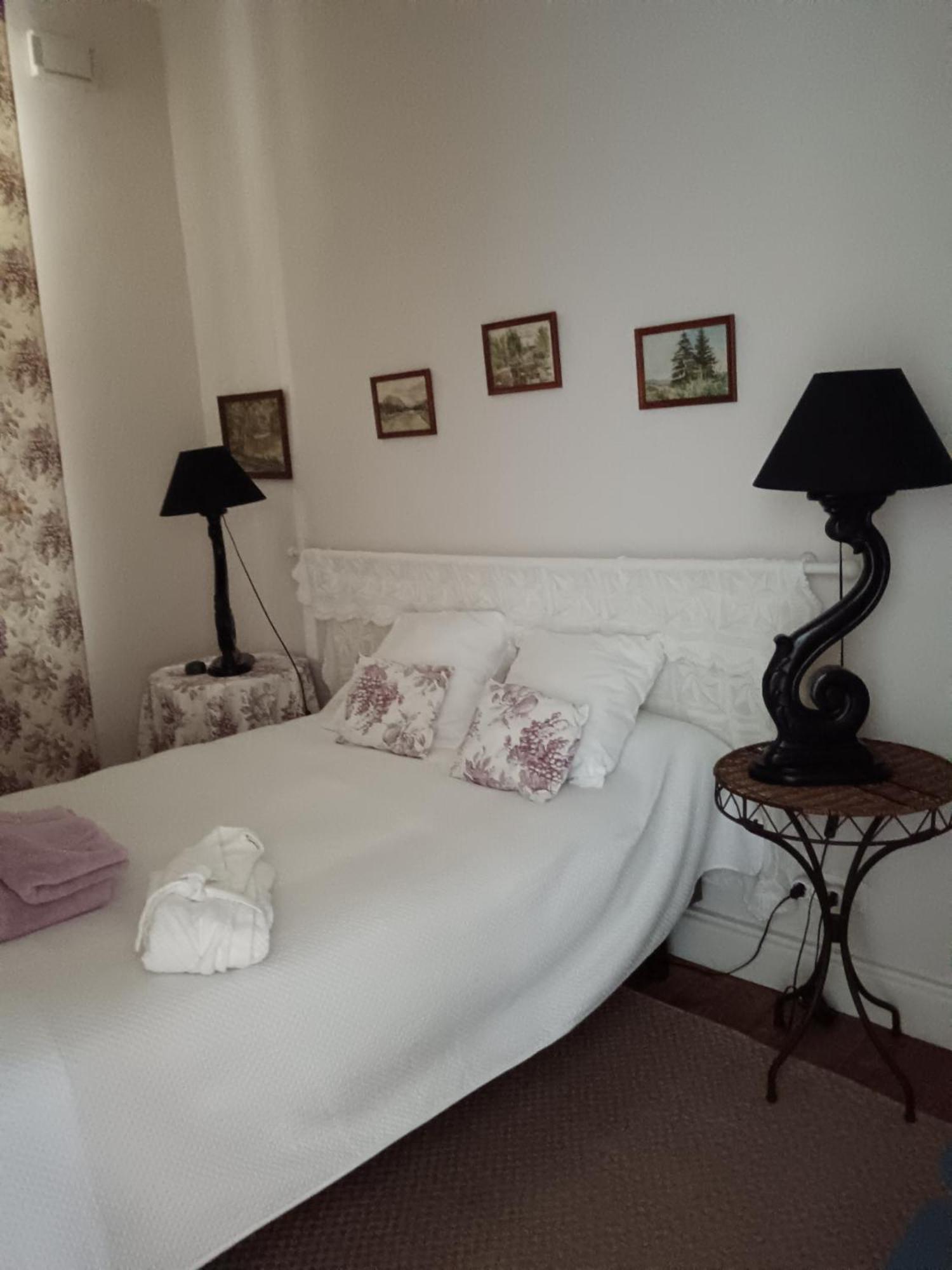 Castel La Bergerie Bed and Breakfast Laglorieuse Eksteriør billede