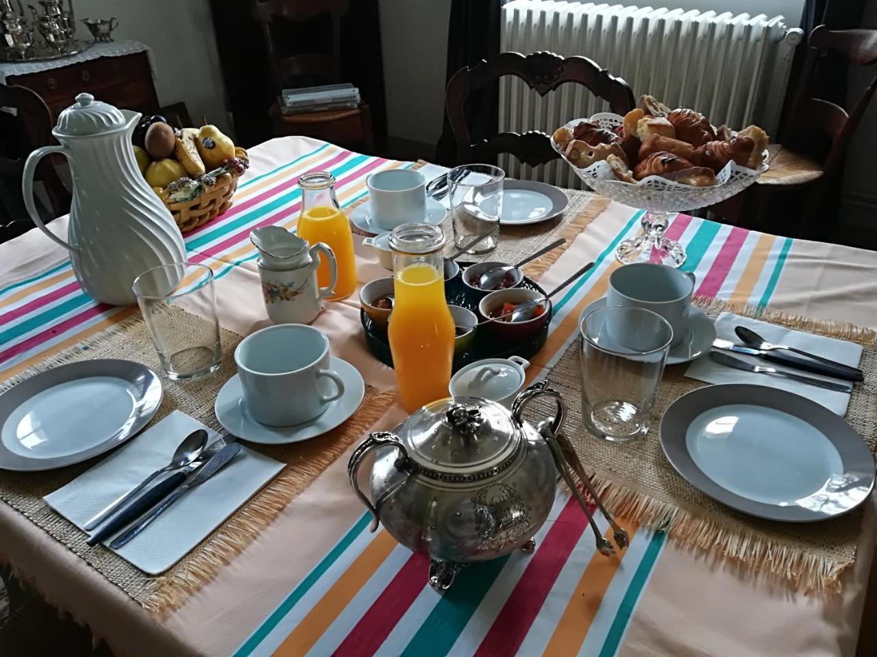 Castel La Bergerie Bed and Breakfast Laglorieuse Eksteriør billede